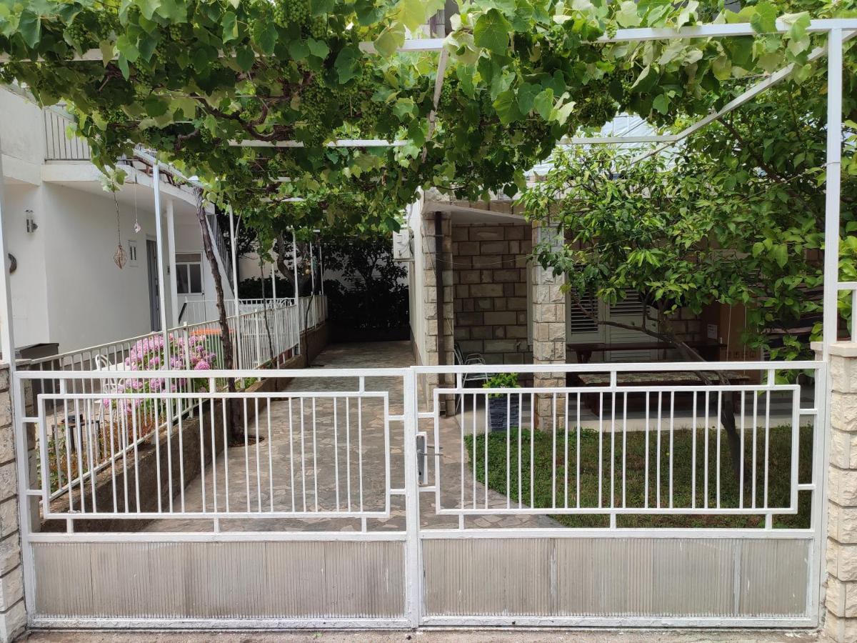 Apartments By The Sea Podaca, Makarska - 2576 エクステリア 写真