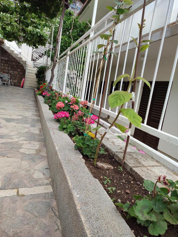 Apartments By The Sea Podaca, Makarska - 2576 エクステリア 写真